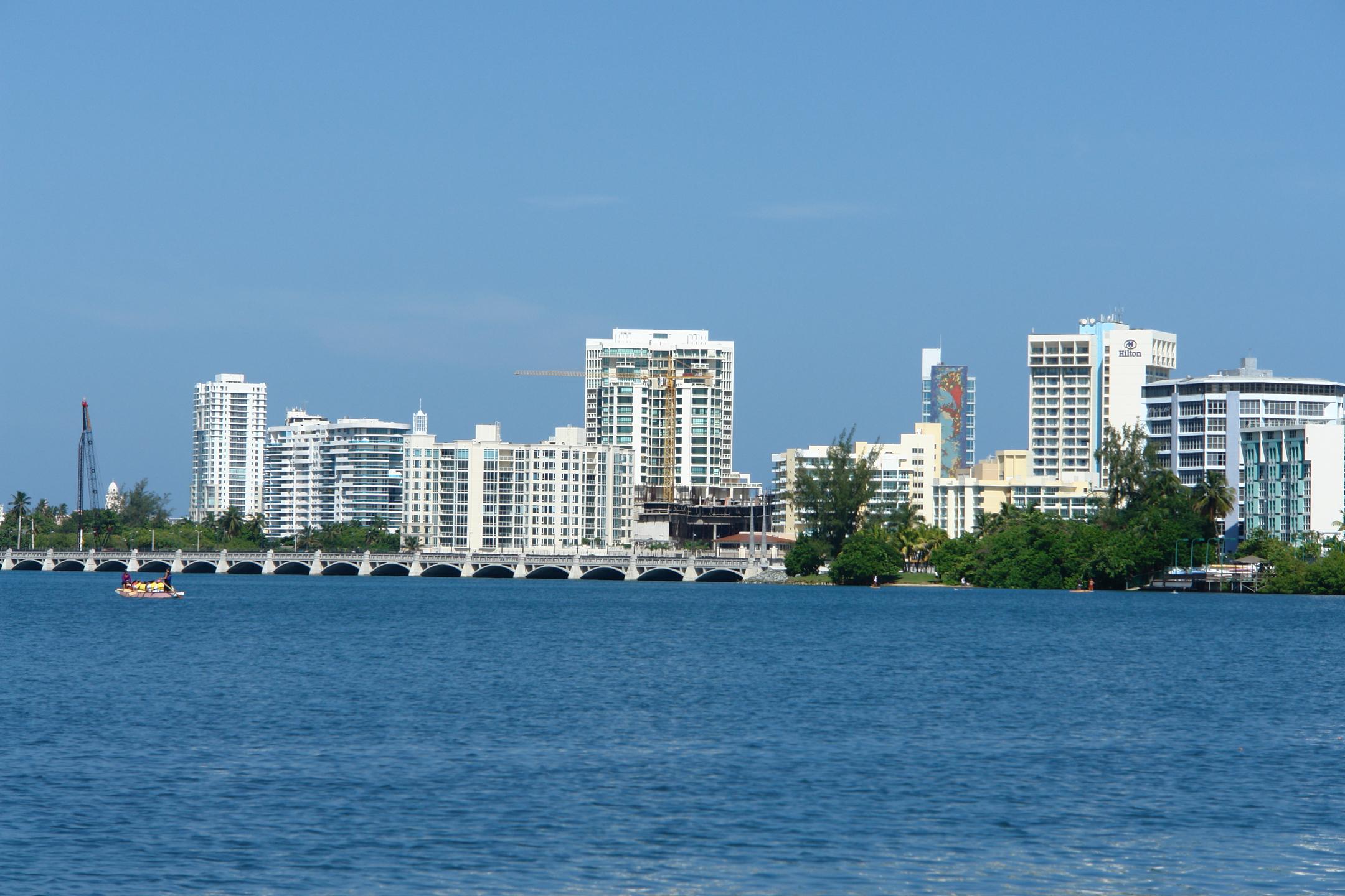 Exploring the Condado Lagoon Site - San Juan (Condado) - 2011 00004